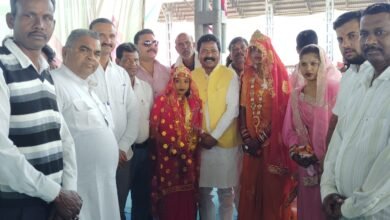 Photo of मंडी परिसर में आयोजित हुआ भव्य विवाह समारोह 51 जोड़ो ने थामा एक दूसरे का हाथ