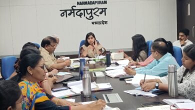 Photo of कलेक्टर ने ली राजस्व अधिकारियों की समीक्षा बैठक,                   शासन द्वारा निर्धारित लक्ष्य अनुसार राजस्व वसूली की प्रक्रिया तेज करें सभी राजस्व अधिकारी, तहसीलदार नियमित रूप से दूरस्थ ग्रामीण क्षेत्र का भ्रमण कर ग्रामवासियों की समस्याओं का समाधान करे सुनिश्चित