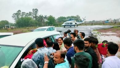 Photo of प्रदेश के मुखिया निजी दौरे पर पहुंचे पचमढ़ी खराब मौसम के दौरान पिपरिया में की लैंडिंग