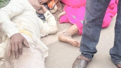 Photo of रजोला पुल के पास अनियंत्रित ट्रैक्टर चालक ने 2 लोगों को किया घायल, प्रशासन को तीव्र गति से चला रहे वाहनों पर करनी चाहिए कठोर कार्यवाही