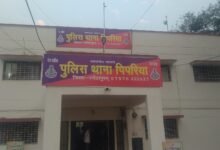 Photo of ताश के पत्तों पर हारजीत का दाव लगाते जुआरियों पर हुई कार्यवाही, मंगलवारा थाने का मामला