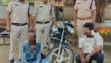 Photo of सोहागपुर पुलिस को मिली सफलता, 2 मोटर साइकिल चोर गिरफ्त में