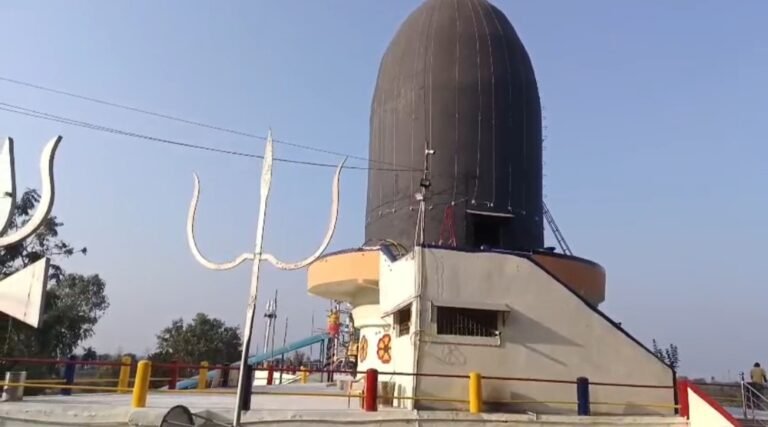 नरसिंहपुर जिले के गाडरवारा डमरू घाटी पर महाशिवरात्रि पर्व की तैयारी को लेकर बैठक स्थानीय प्रशासन और समिति के लोगों ने बैठकर बनाई रूपरेखा