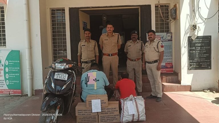 स्कूटी से 60 लीटर अवैध शराब ले जाते दो आरोपी गिरफ्तार, पुलिस की बड़ी कार्रवाई