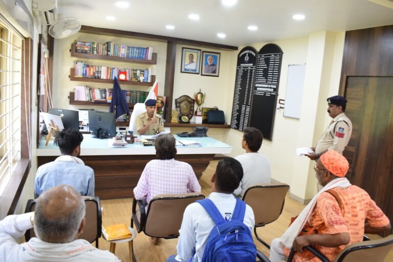 साप्ताहिक जनसुनवाई में 11 शिकायतों का त्वरित निराकरण, पुलिस अधीक्षक ने दिए कार्रवाई के निर्देश