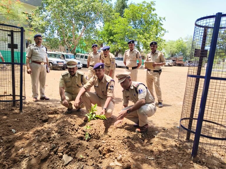 थाना बनखेड़ी के वार्षिक निरीक्षण में पहुंचे SP साई कृष्ण, पुलिस व्यवस्था और पर्यावरण संरक्षण पर दिया जोर