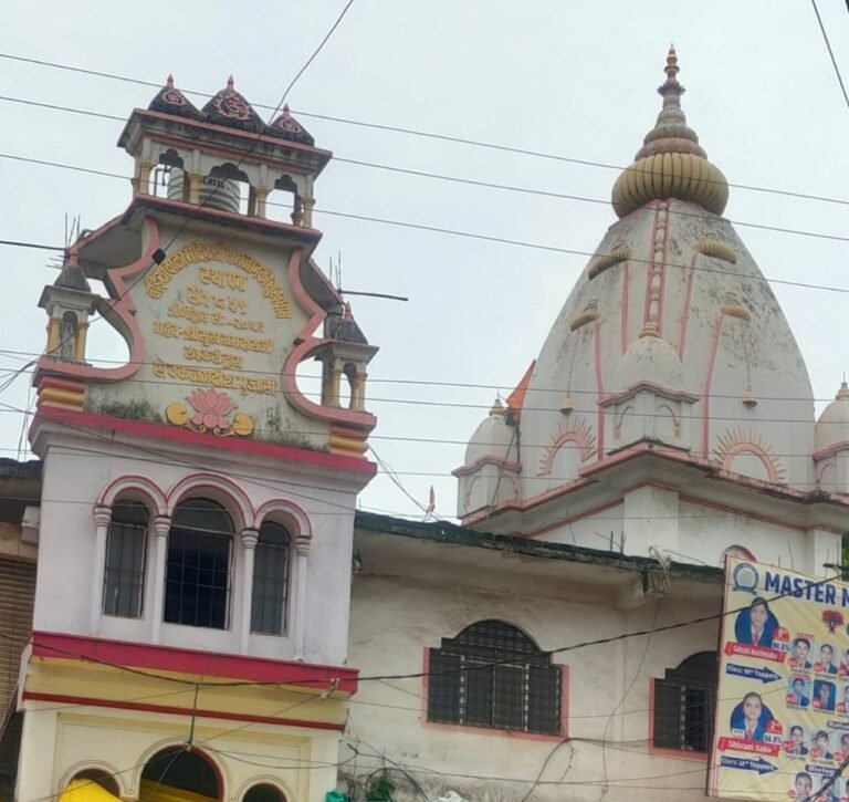 प्रसिद्ध देवराम जानकी मंदिर की संपत्ति को शासकीय संरक्षण में लेने की मांग, संतों ने कलेक्टर को सौंपा ज्ञापन