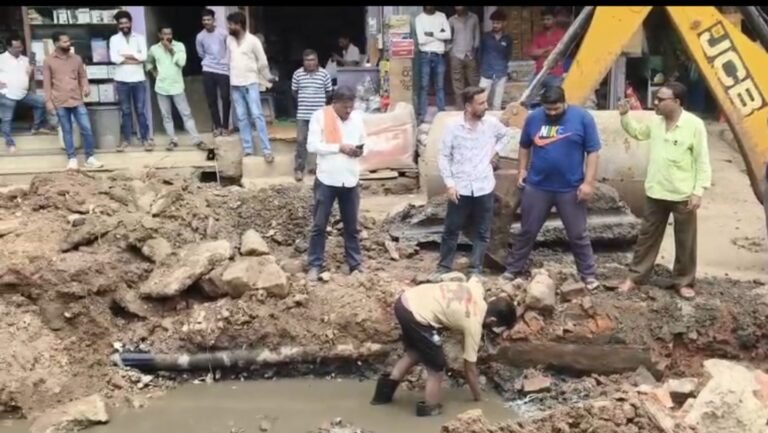 जनदबाव और मीडिया की मुहिम लाई रंग, वर्षों से जर्जर पुलिया की मरम्मत शुरू
