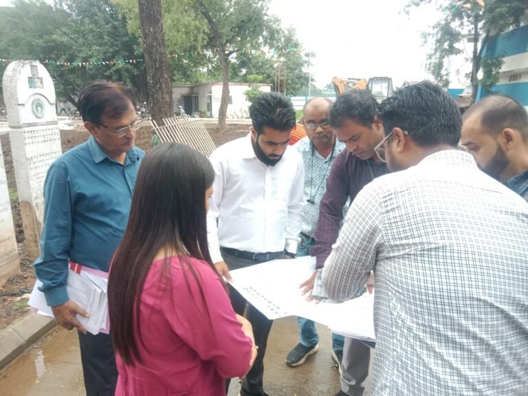 संदीपनि विद्यालय पहुंचे एसडीएम आकिप खान, निर्माण कार्यों का लिया जायजा,  एक दिन पूर्व कलेक्टर सोमेश मिश्रा ने दिए थे संयुक्त निरीक्षण के निर्देश
