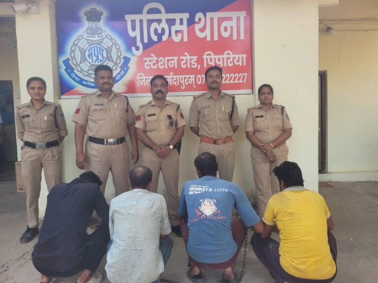 CCTV और मुखबिर की सूचना से 2 लाख 78 हजार की खाद चोरी का खुलासा, चार आरोपी गिरफ्तार दो फरार